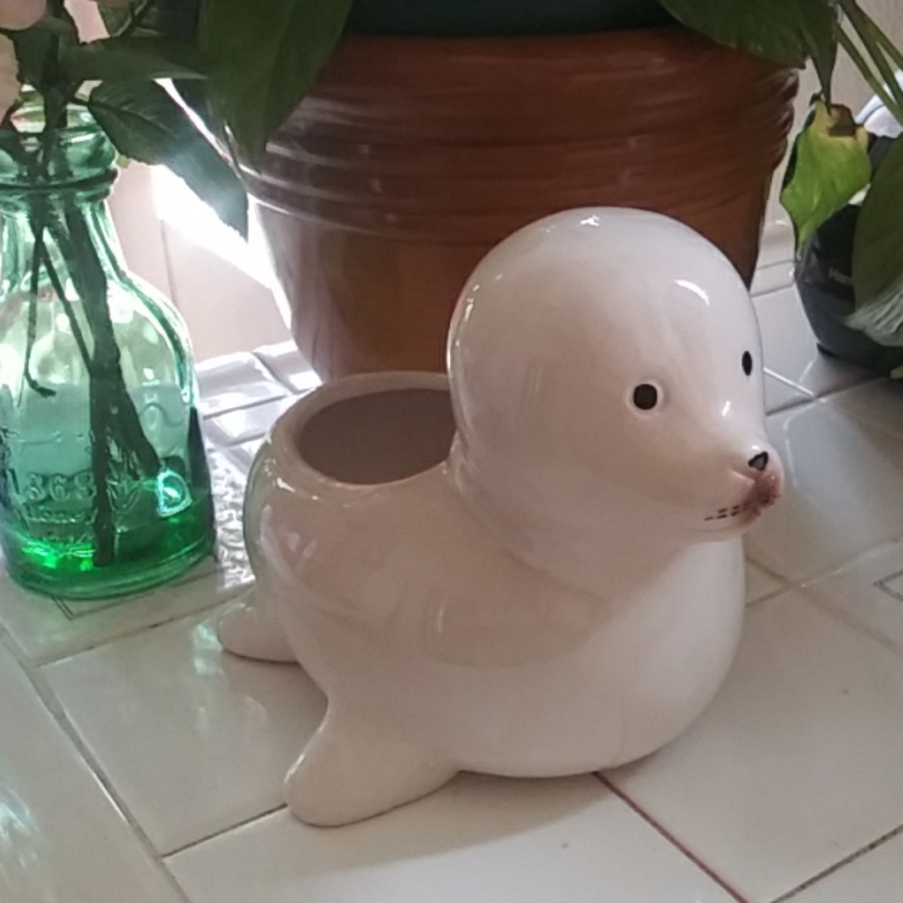 Ceramic Sealion Vase